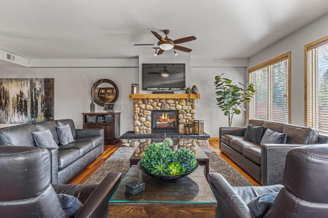 3 Bedroom Condo By Canadian Rockies Vacation Rentals Канмор Экстерьер фото