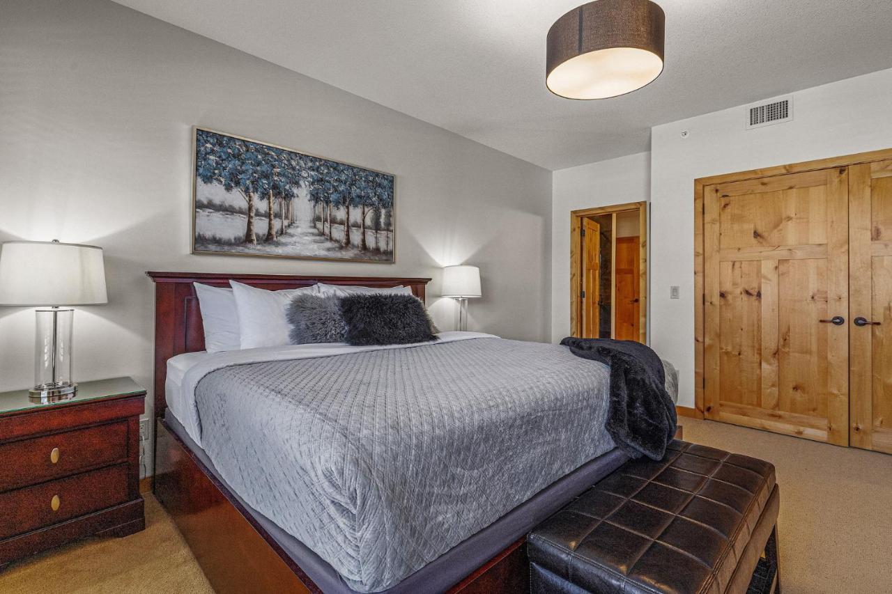 3 Bedroom Condo By Canadian Rockies Vacation Rentals Канмор Экстерьер фото