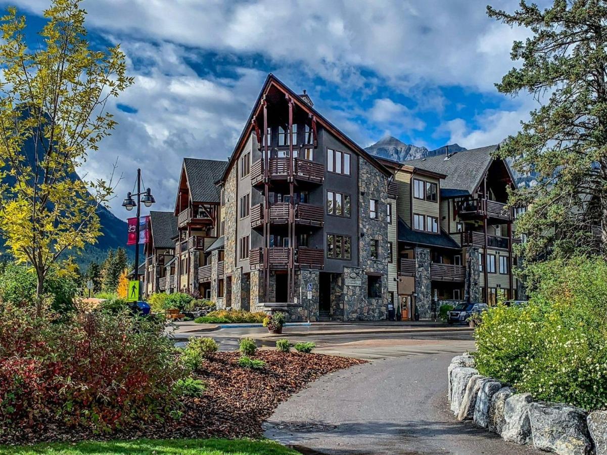 3 Bedroom Condo By Canadian Rockies Vacation Rentals Канмор Экстерьер фото