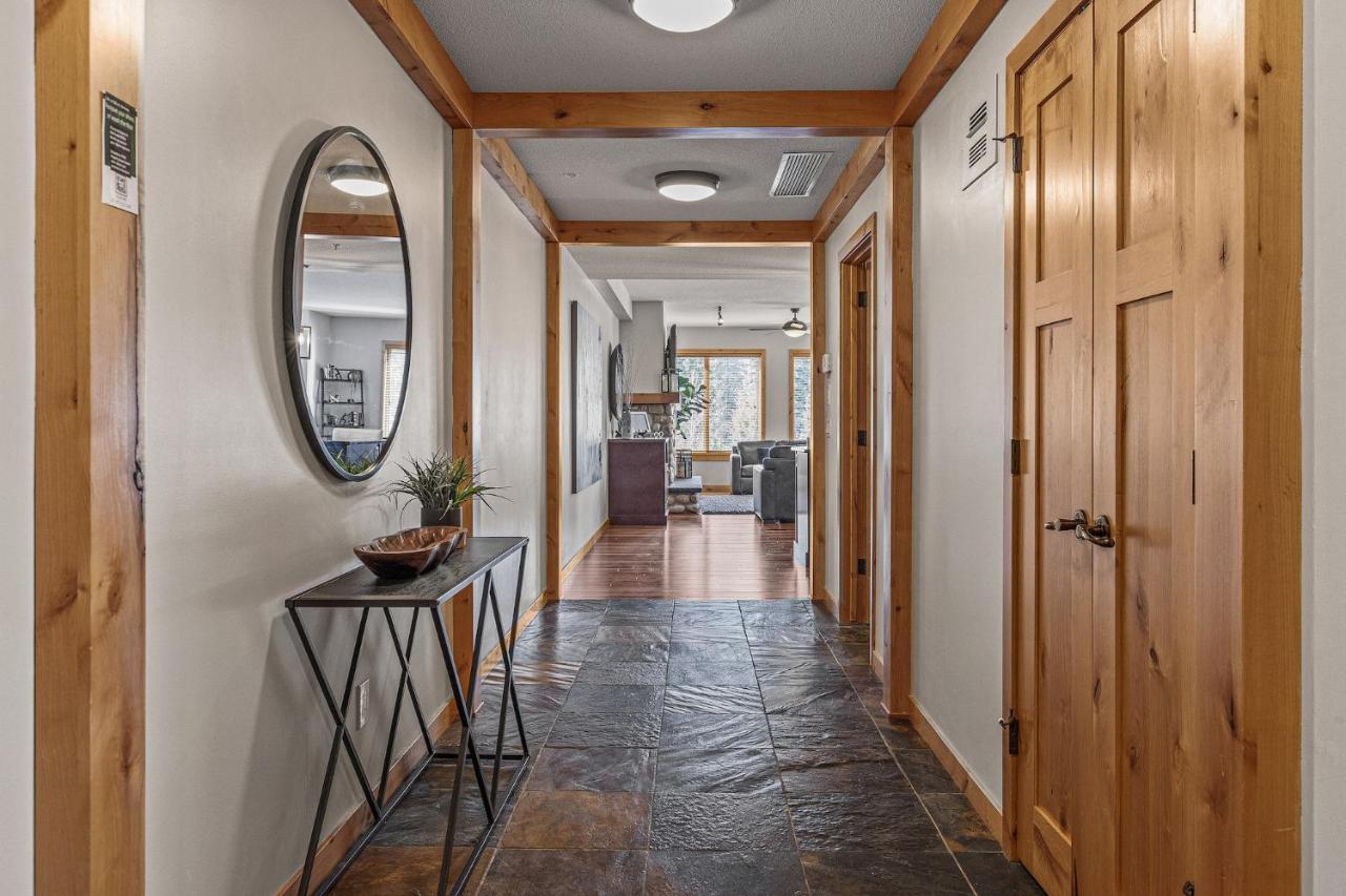 3 Bedroom Condo By Canadian Rockies Vacation Rentals Канмор Экстерьер фото